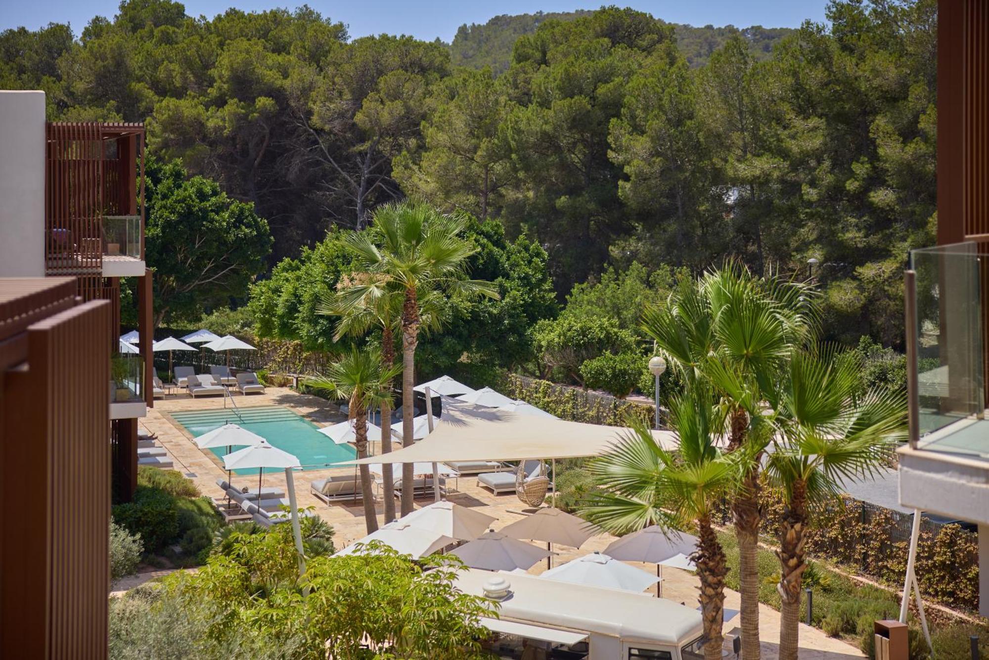 Cala San Miguel Ibiza Resort, Adults Only, Curio Collection By Hilton Port de Sant Miguel Exterior foto